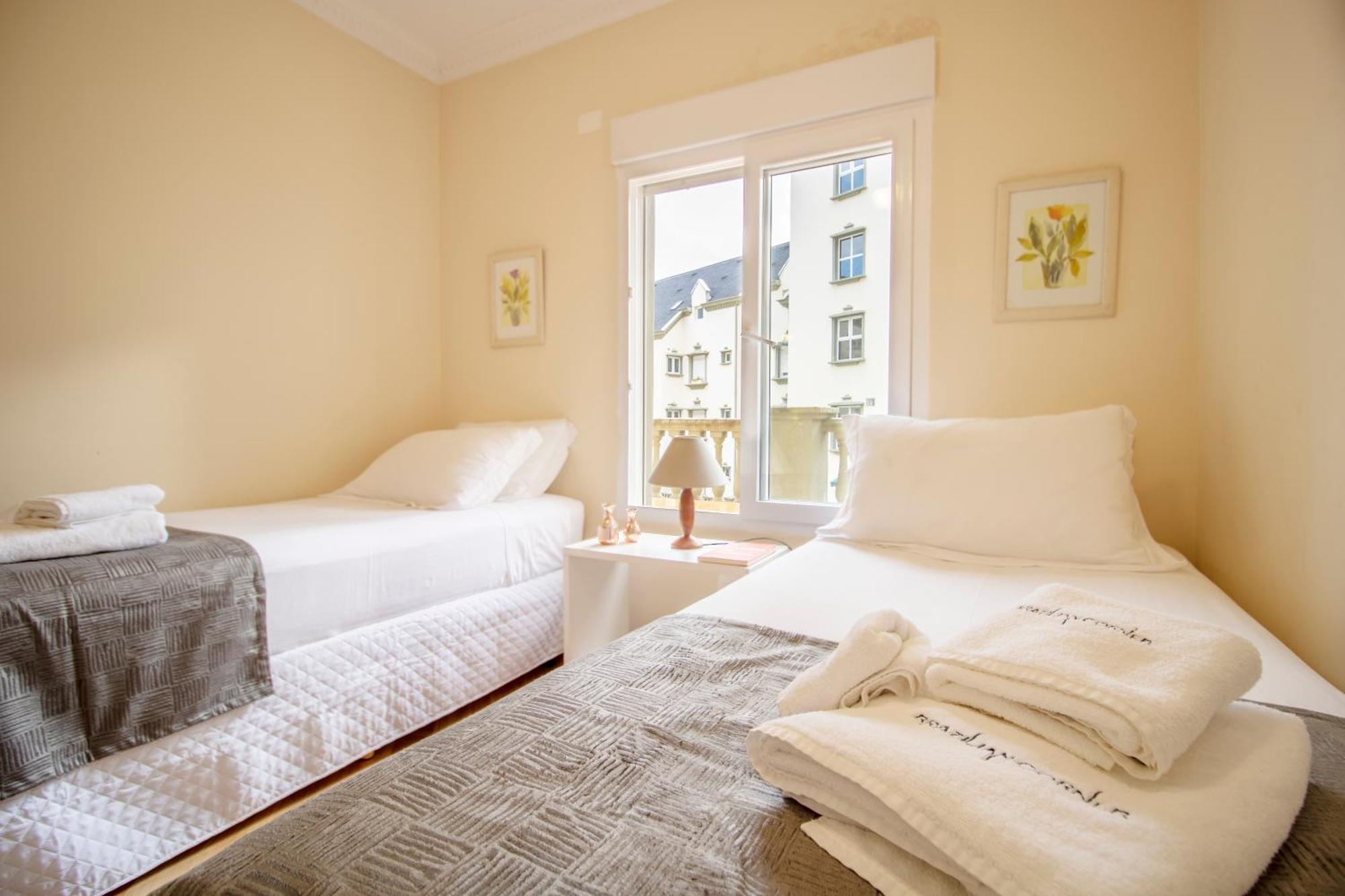 3 Quartos | Aconchegante | Otima Localizacao Apartamento *