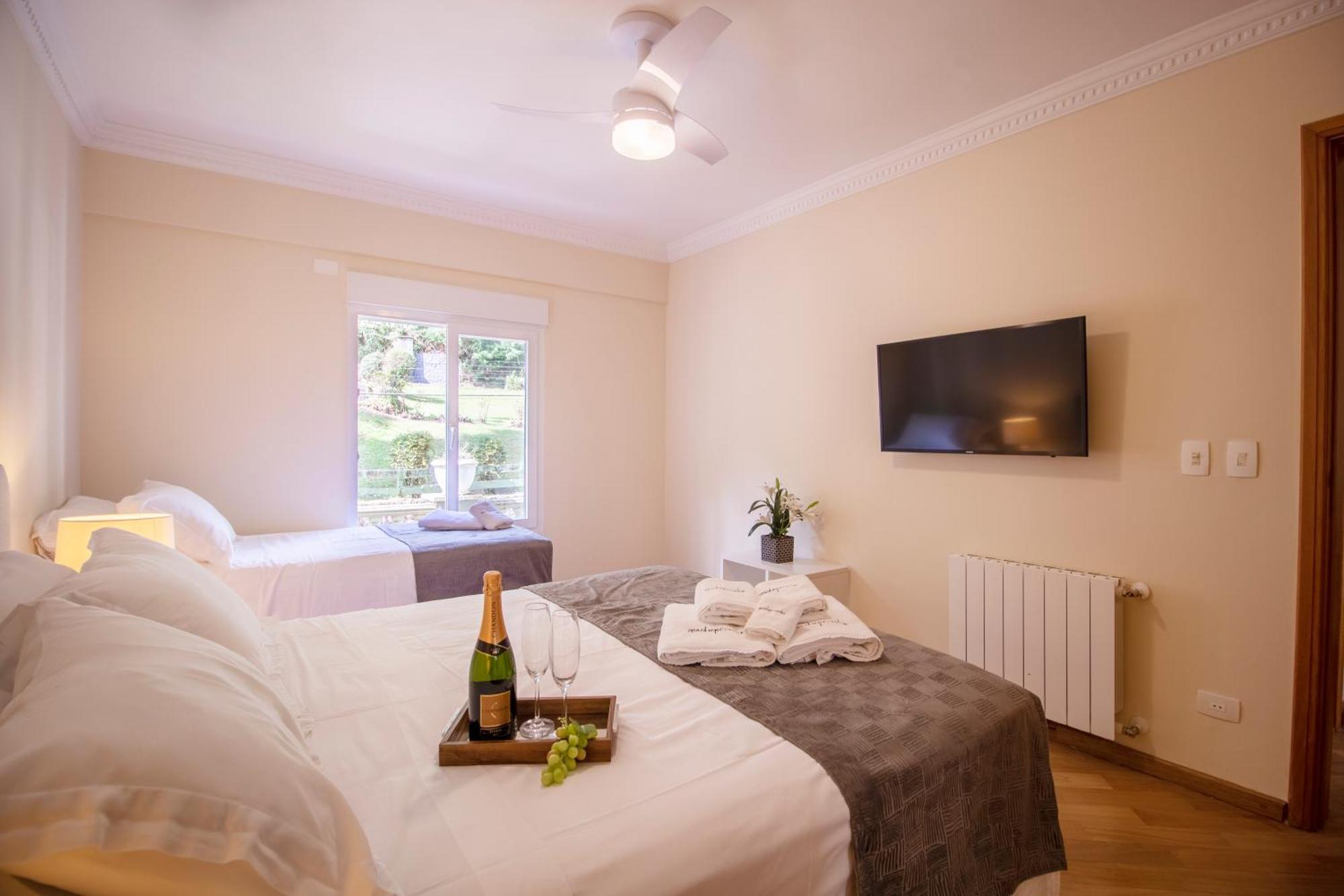 Apartamento 3 Quartos | Aconchegante | Otima Localizacao *